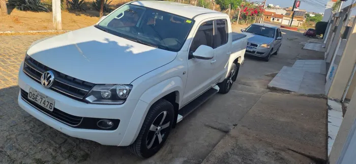 Volkswagen Amarok High.cd 2.0 16V TDI 4X4 Dies. AUT 2014