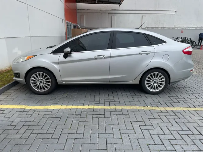 Ford Fiesta Sed. Ti./ti.plus1.6 16V Flex Aut. 2014