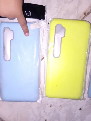 Doase muitas capas de celular
