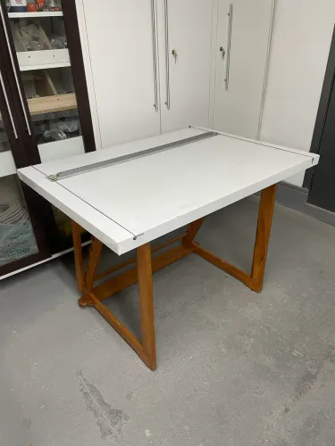 Mesa de desenho prancheta