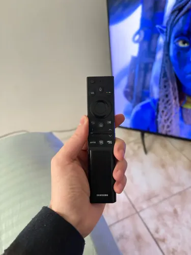 TV SAMSUNG UHD 60 - AU7700