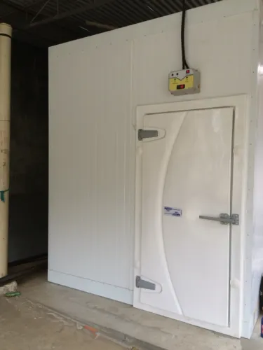 CÂMARA FRIGORÍFICA MANUTENÇÃO E CONSTRUÇÃO 