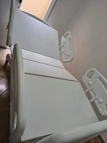 Cama Hospitalar MetalClin 3 manivela.