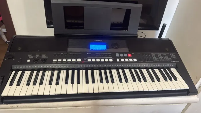 Vendo teclado Yamaha psr 433