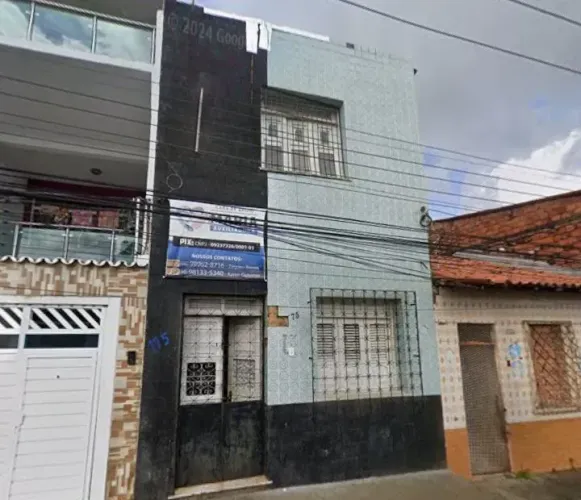 Casa no Centro em Frente a Capela de São Pedro
