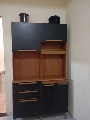 Armário de cozinha -MDF em bom estado