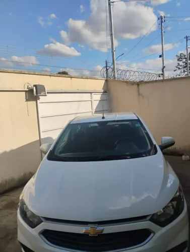 Chevrolet Onix Hatch LT 1.0 8V Flex Mec. 4P 2019