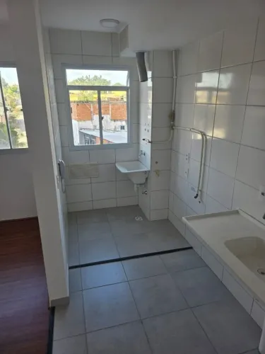 Apartamento com 2 Quarto(s) e 1 banheiro(s) para Alugar, 42 m² por R$ 1800 / Mês