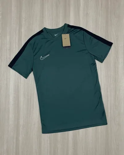 Camiseta Nike Academy 2025 Original (Verde)