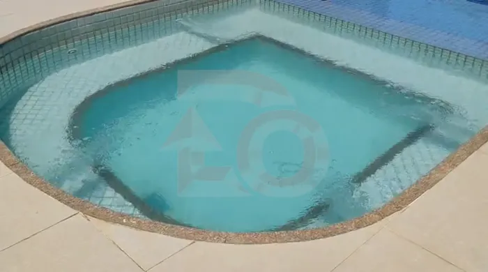 Casa Para Vender com 5 quartos 3 suítes no bairro Aruana em Aracaju