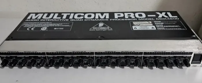 Multicom Pro XL Behringer MDX4600