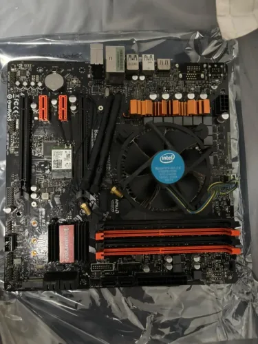 Placa mãe ASrock b360m extreme wifi + processador i5 9400