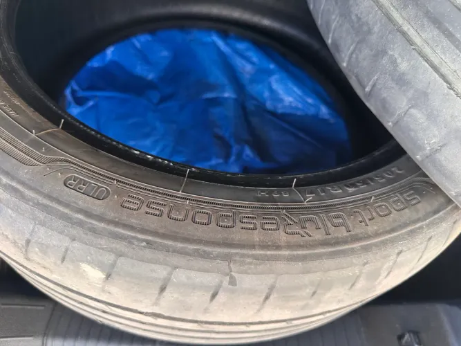 Pneu 205 50 R17 Dunlop - meia vida - original VW 