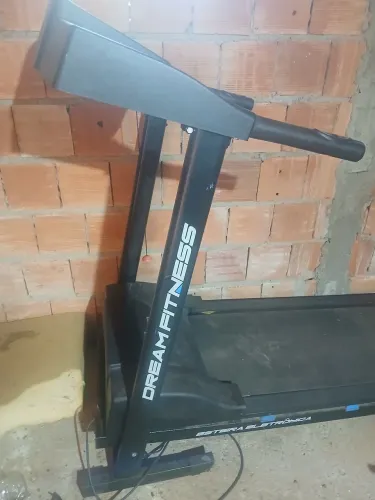 Esteira Dream Fitnes PROFISSIONAL