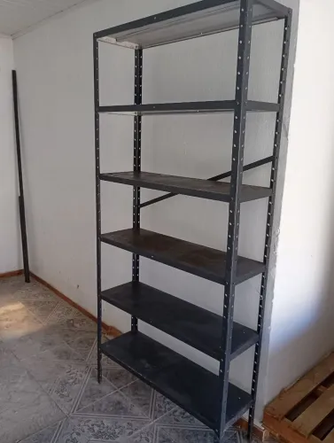 ESTANTE DE AÇO