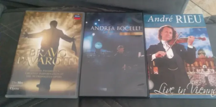 DVDs clássicos da música.