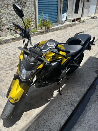 CB Twister 300 F