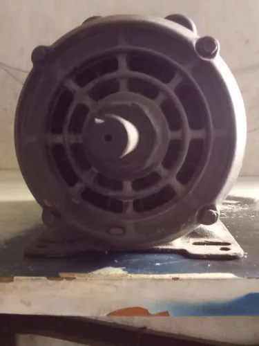 Motor monofásico 2 cv 220vt para marcenaria, forrageira etc