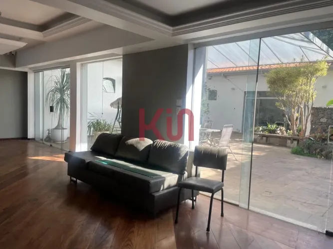 Espetacular Casa à Venda em São Paulo-SP, Cambuci: 5 Quartos, 5 Banheiros, 4 Vagas, 230m²