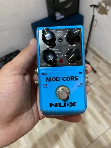 PEDAL NUX MODE CORE em ótimo estado!  Aceito cartão!
