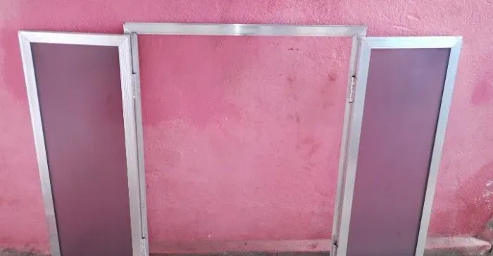 Janela de Alumínio Pequena