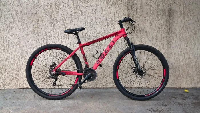 Bicicleta Aro 29 Colli Freio a Disco Pneus Bons