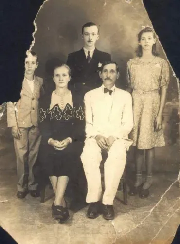 Restauração de Fotos antigas e danificadas 