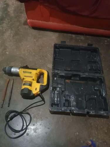 Martelete Dewalt 1600w