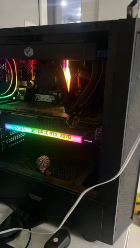 PC GAMER - RTX 3070 - i7 10?