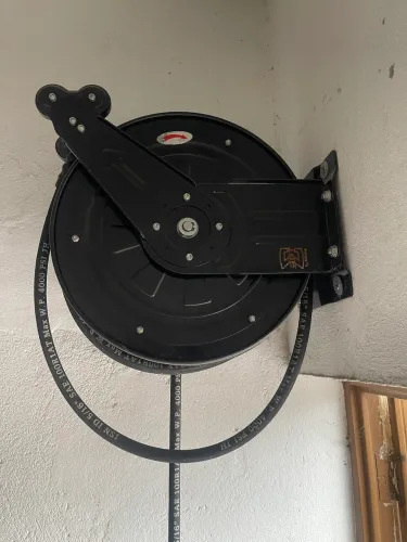 Carretel Retrátil SGT Sigma Tools com Mangueira de Alta Pressão