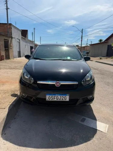 Fiat Grand Siena Essence 1.6 Flex 16V 2015