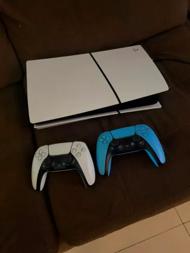 PS5 INCLUSO 2 CONTROLE E ALGUNS JOGOS