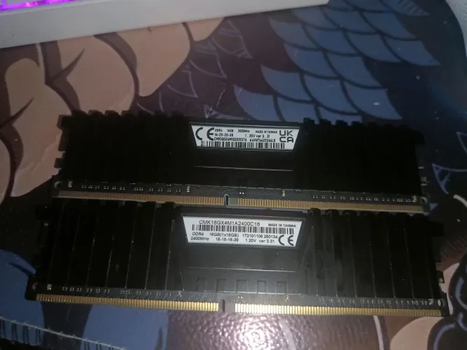Memória 16gb ddr4 3000 MHz 