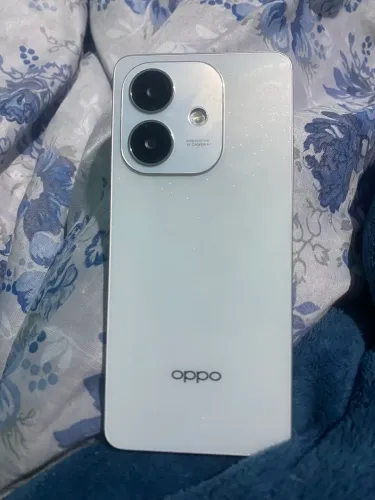Telefone Oppo A60 256GB 8GB RAM Branco Câmera 50MP Bateria 5100mAh Dual Chip 4G