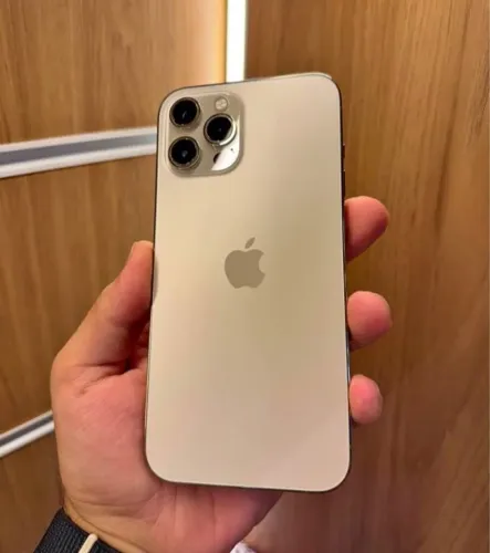 Iphone 12 pro max disponível