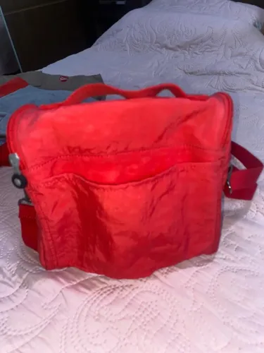 lancheira kipling kichirou na cor Rosa! 23x 20 x 12cm