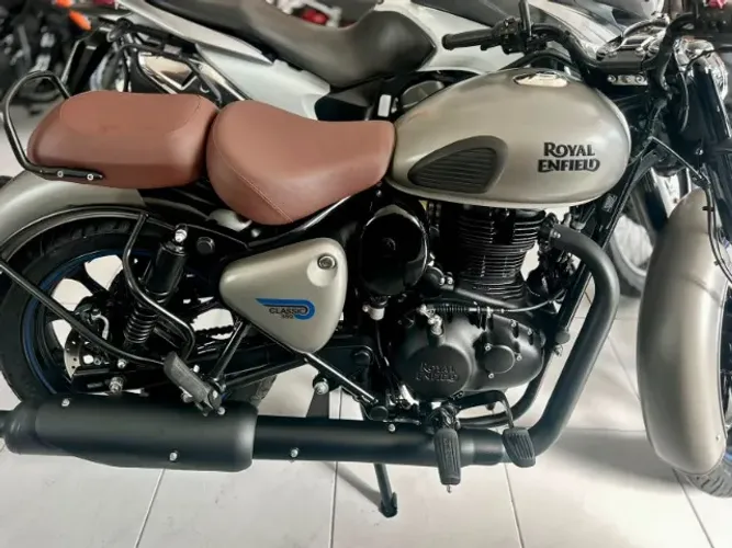 RE Royal Enfield Classic dark excelente estado garantia de fábrica consulte troca