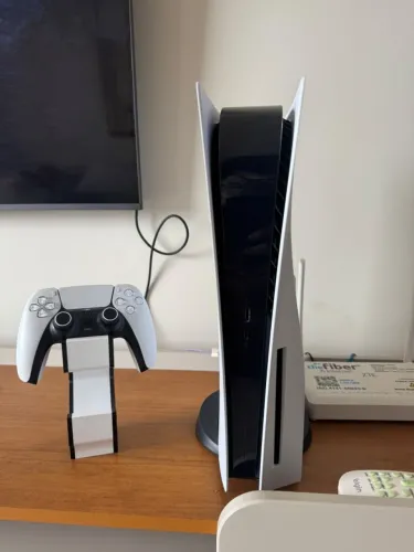 Playstation 5 PS5 COM LEITOR MÍDIA FÍSICA e CONTROLE, ZERADO
