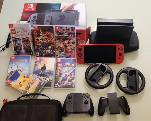 Nintendo Switch com muitos acessórios e jogos!