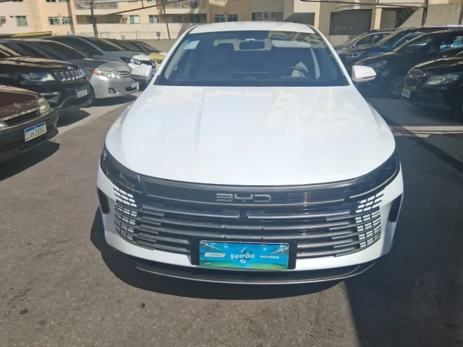 BYD King GL 1.5 16V Híbrido Aut. 2025