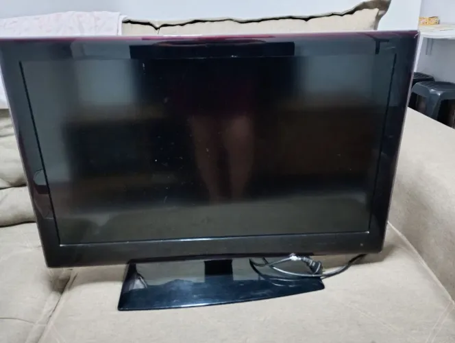 Tv para retirada de peças