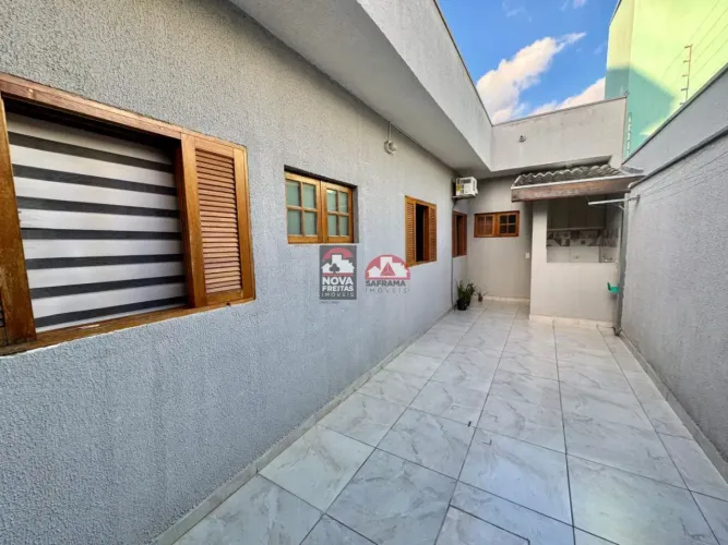 Casa Para Venda e Locação no Bairro Vlia Branca em Jacareí