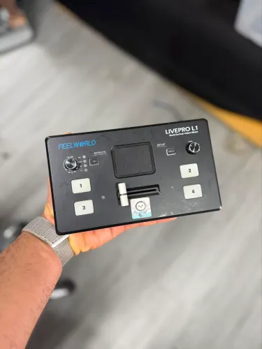Mesa de corte FeelWorld - Transmissão ao vivo