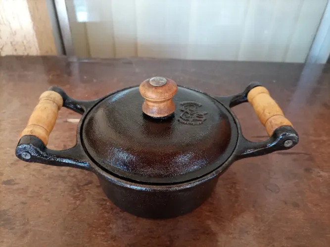 Panela de ferro antiga 14