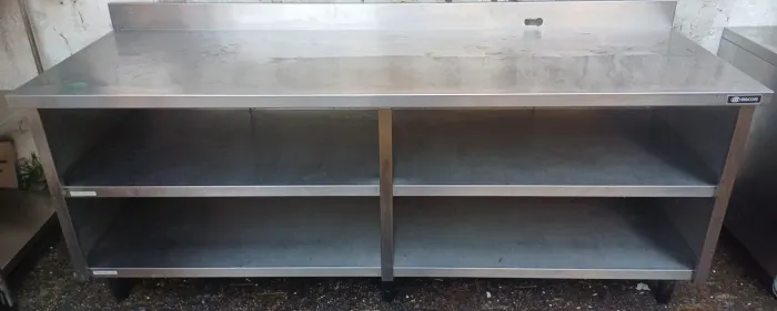 Balcão seco em aço inox Macom