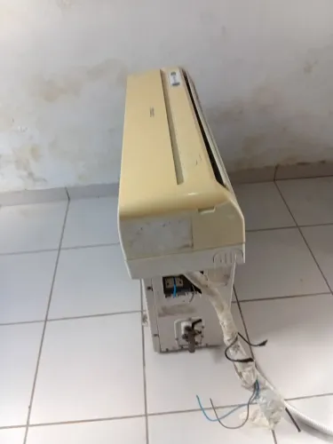 Vendo Ar no pretinho, Chama!!!!