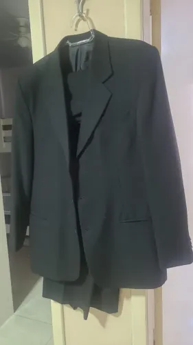 Terno preto usado 1 vez