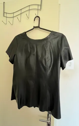 Blusa Feminina de Couro Legítimo