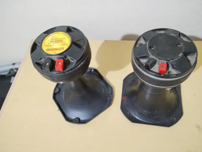 Corneta 2000 watts