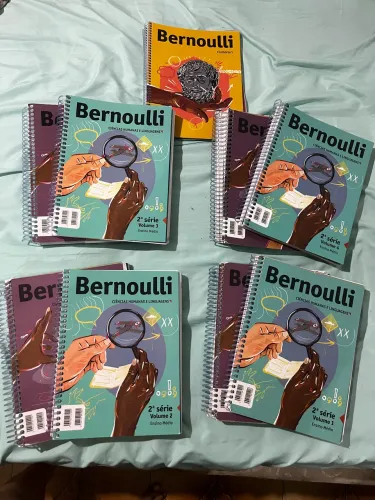 Livros bernoulli